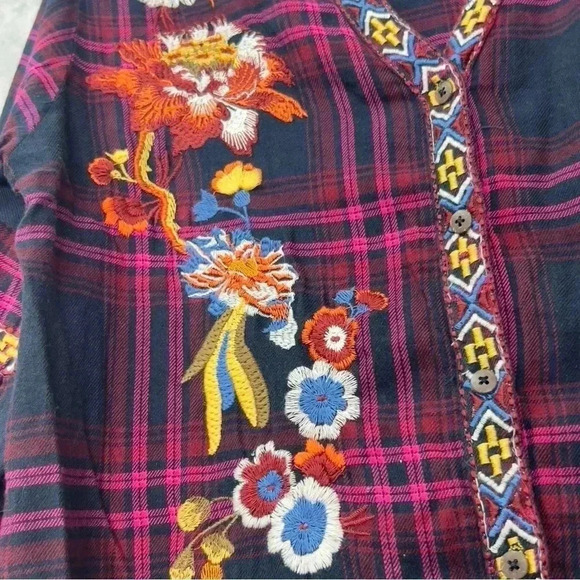 Time For Me Plaid Floral Embroidered  Balloon Sleeves Button Down Shirt Blouse L - Picture 5 of 15